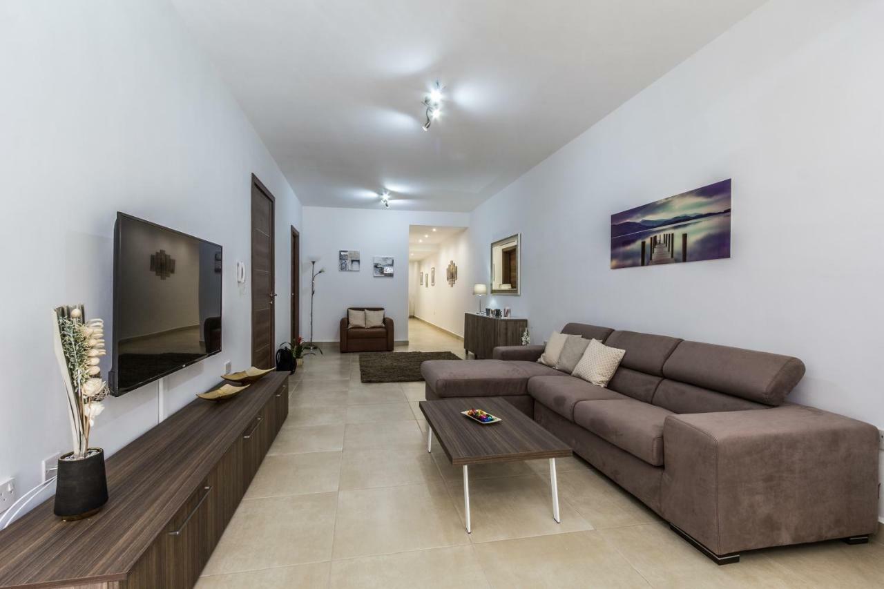 Sunny Modern Apartments Mellieha Exterior photo